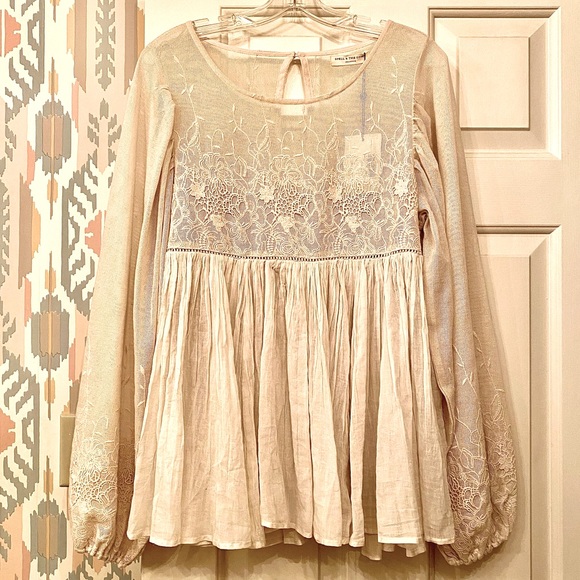 ๐บ๐HP๐๐บ NWT Spell & The Gypsy Scorpio Embroidered Blouse - Picture 15 of 16